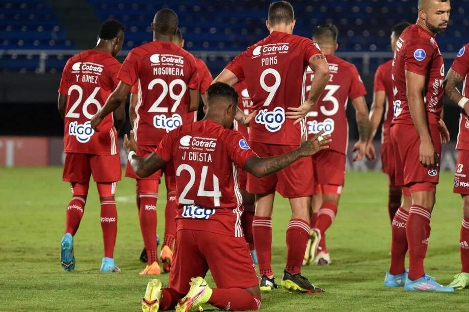 Los jugadores de Independiente Medellín celebran el empate en la Copa Sudamericana // AFP.
