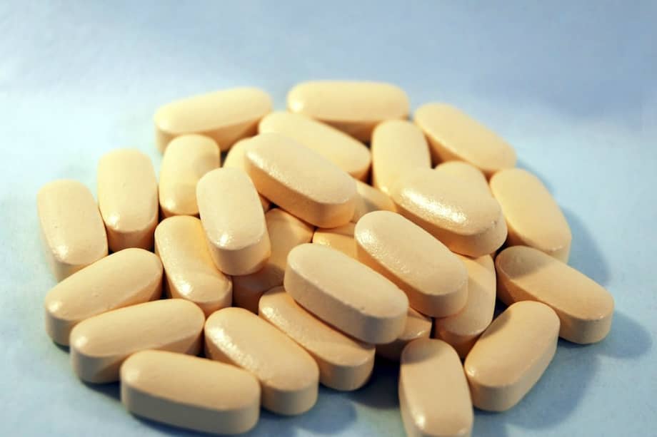 En Colombia el tratamiento para la hepatitis C cuesta entre $23,5 millones y $29 millones. Según los cálculos de Ifarma, con la licencia obligatoria podría conseguirse a $1 millón. / Pxhere