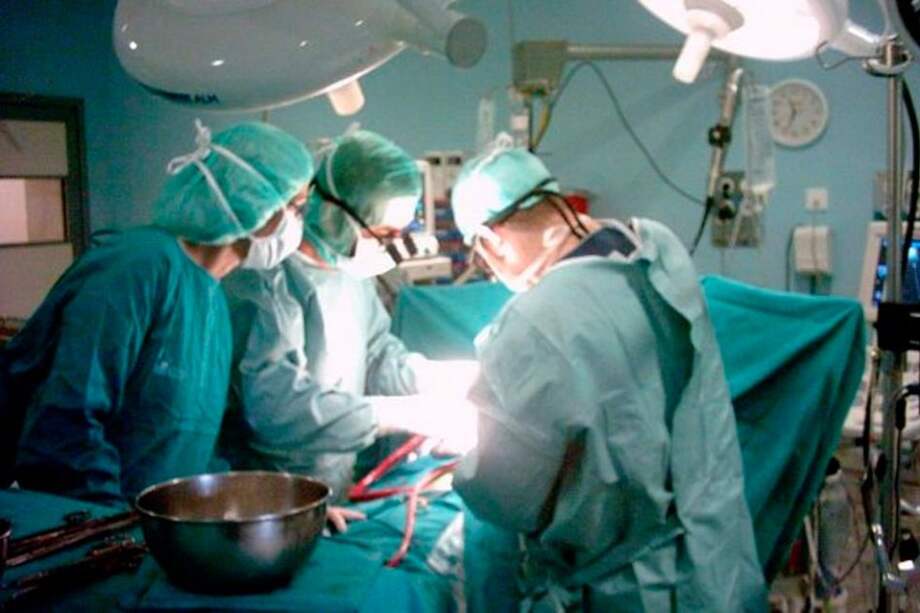 Paciente mata a médico porque quedó insatisfecho con cirugía