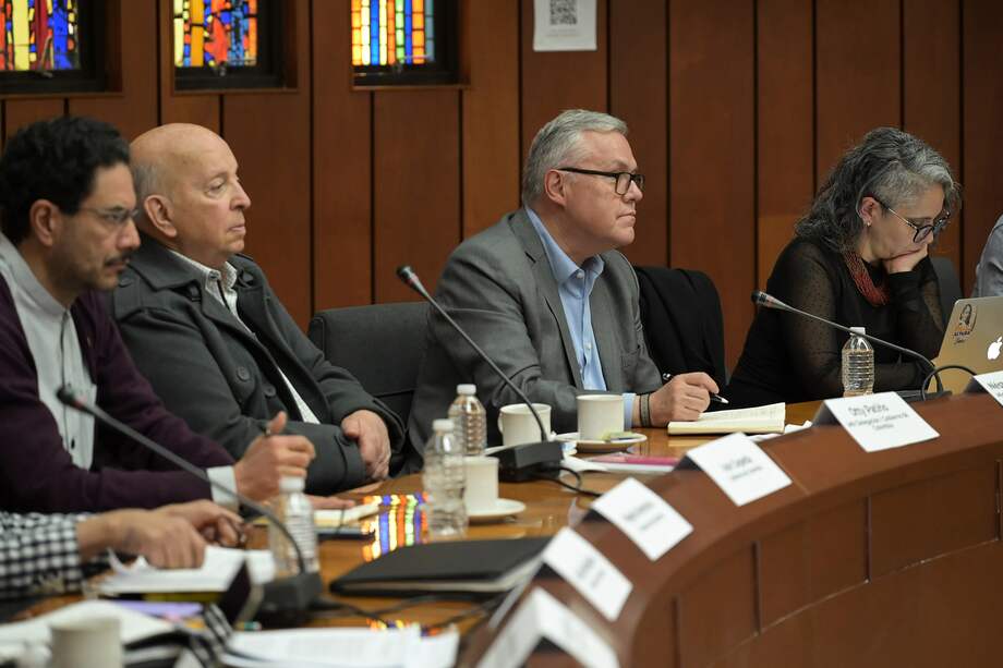 El ministro de Justicia, Néstor Osuna, estará este miércoles en México, para participar en la mesa de diálogos con el Eln.