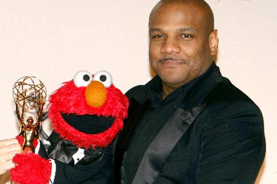 Kevin Clash, el titiritero detrás del personaje Elmo de "Plaza Sésamo". / AFP