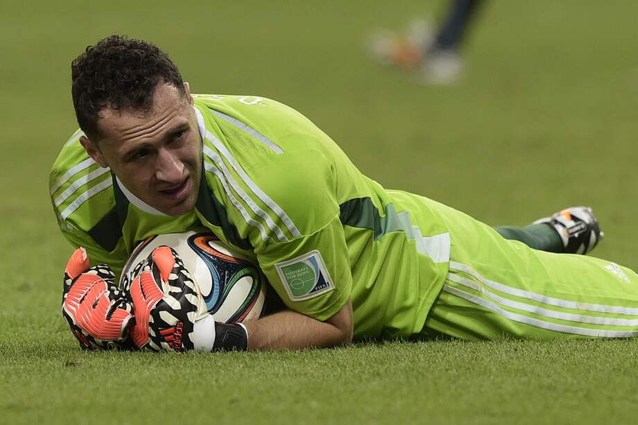 Según estadísticas de la Fifa, los 19 goles evitados hasta hoy convierten a David Ospina, arquero de la selección de Colombia, en el más atajador del Mundial Brasil 2014. / AFP