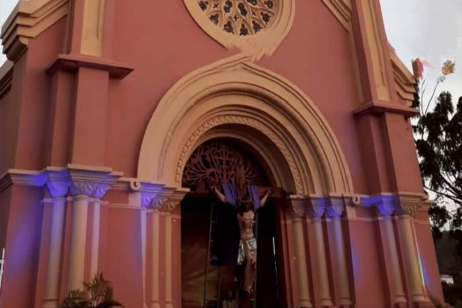 Entre las exigencias del Gobierno Nacional está que no haya aglomeraciones mayores a 50 personas, mantener el distanciamiento social de dos metros y usar el tapabocas.