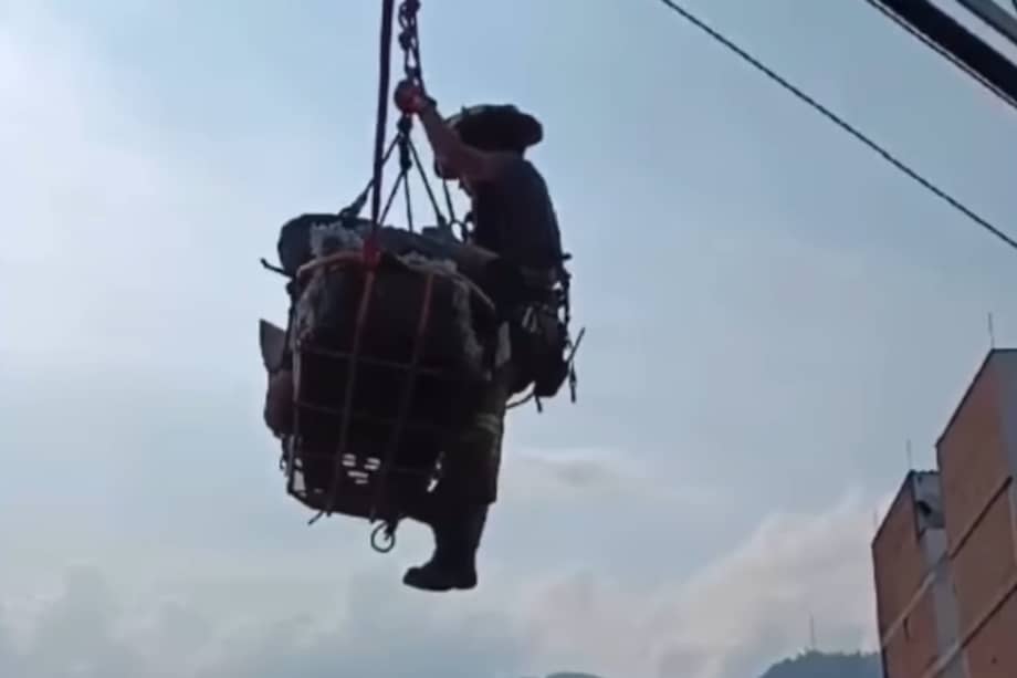 El operativo de rescate de la mujer con obesidad tardó dos horas.