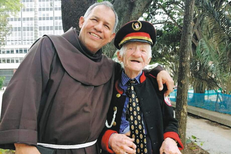 El año pasado también murió por coronavirus el “General Sandúa”, amigo de "fray Ñero" y otro de los líderes de los habitantes de calle. / Archivo Particular