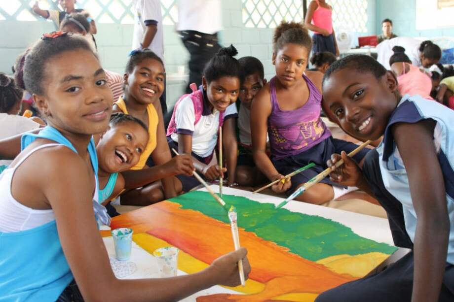 Gael García contará cuentos infantiles en Cartagena