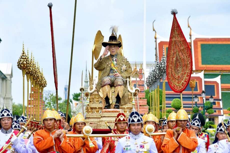Maha Vajiralongkorn, durante el evento de su coronación como nuevo rey de Tailandia. / AFP