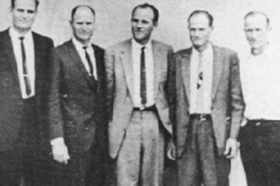 La familia LeBaron (de izquierda a derecha): Ervil, Joel, Verlan, Alma y Floren / Wikimedia Commons