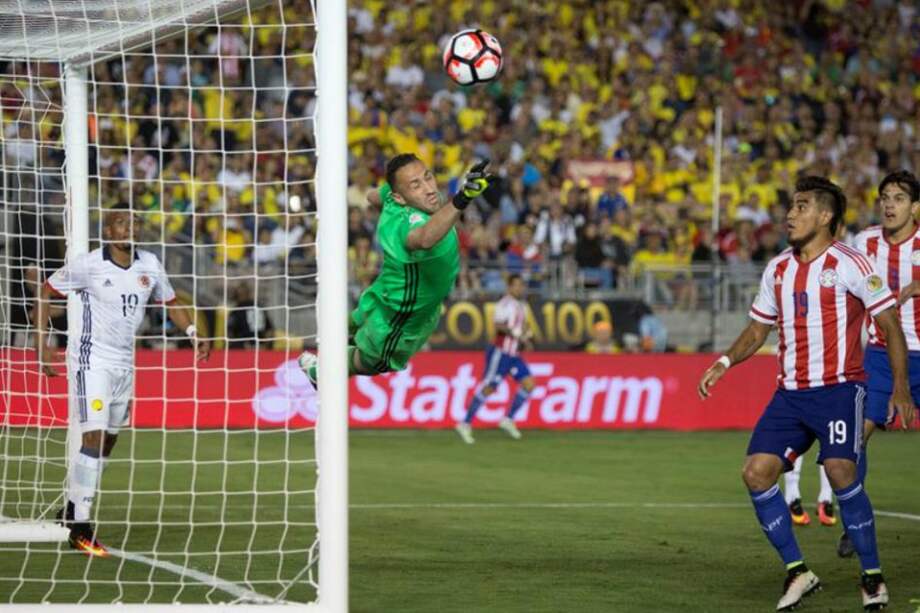 En el duelo entre Colombia y Paraguay, el arquero David Ospina protagonizó la atajada de la Copa América. / EFE
