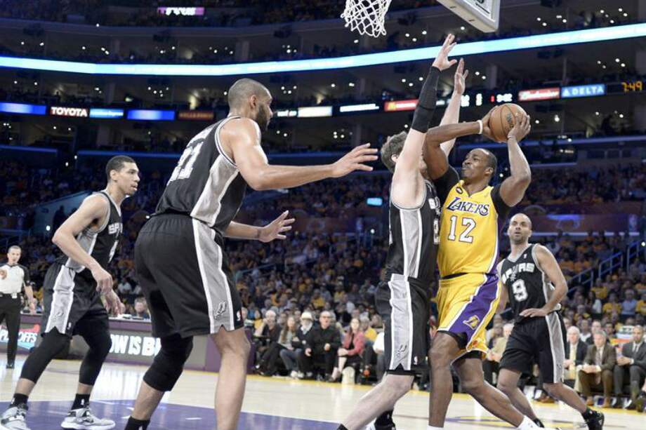 Spurs y Knicks a las puertas de las semifinales