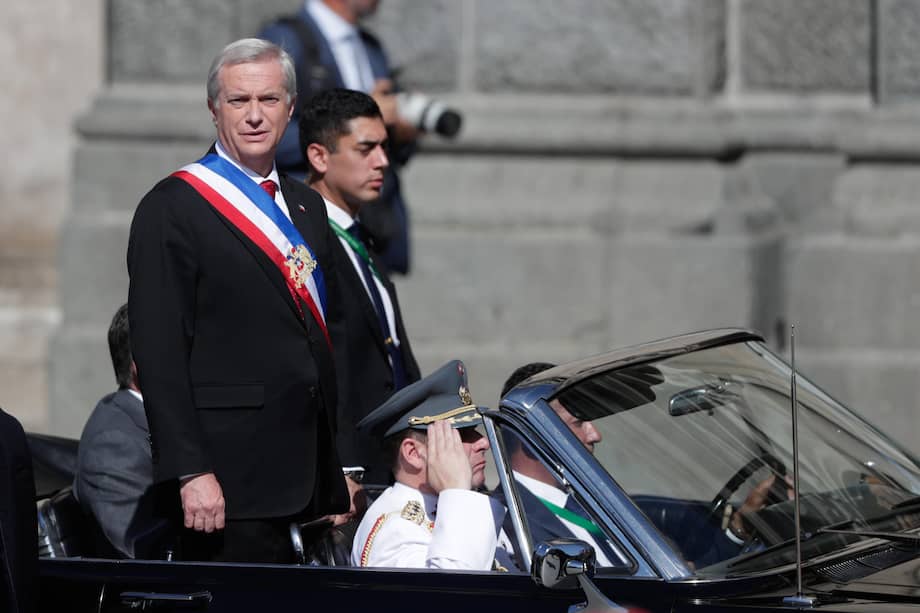El presidente de Chile, José Antonio Kast, recibió el mando de su antecesor Gabriel Boric.