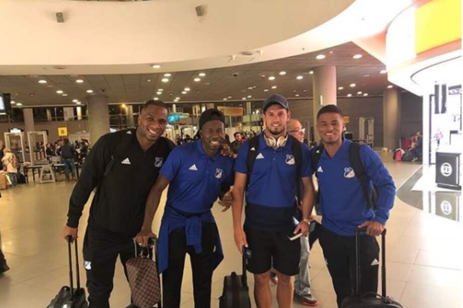 Parte del plantel embajador que viajó al sur del continente. / Instagram César Carrillo