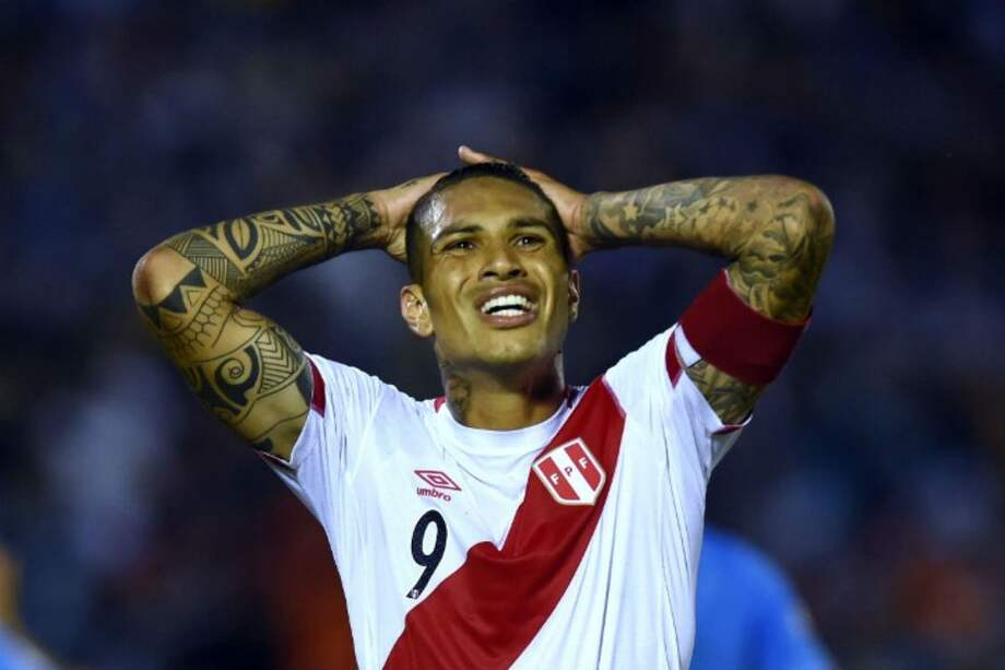 Paolo Guerrero, delantero de la selección de Perú. / AFP