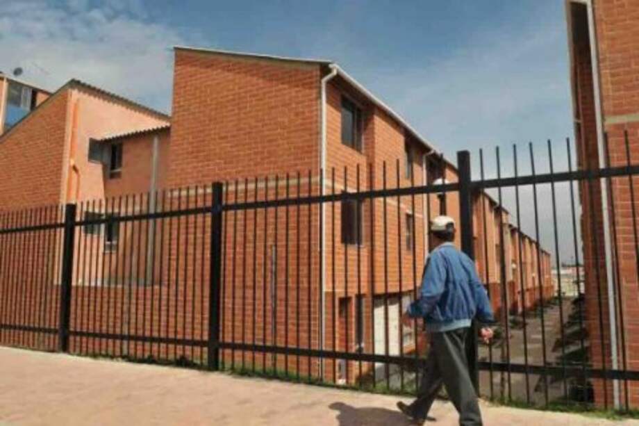 MinVivienda desmiente cifras presentadas por la Contraloría sobre viviendas gratis