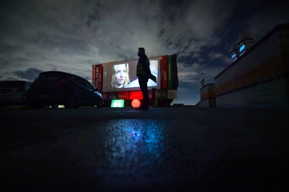 Los autocines promueven el encuentro social y la difusión del arte y la cultura.