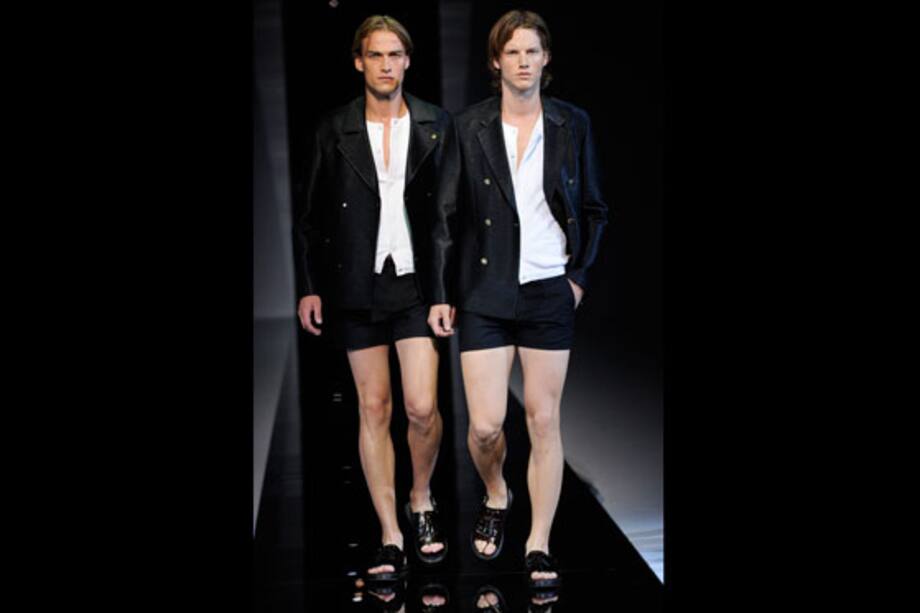 Emporio Armani presentó en Milán su colección masculina