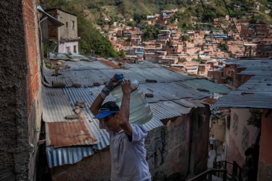 En Venezuela hay un patrón alarmante de persecución contra las organizaciones de la sociedad civil que se ha exacerbado desde noviembre de 2017, cuando se aprobó la Ley Constitucional contra el Odio, por la Convivencia Pacífica y la Tolerancia.