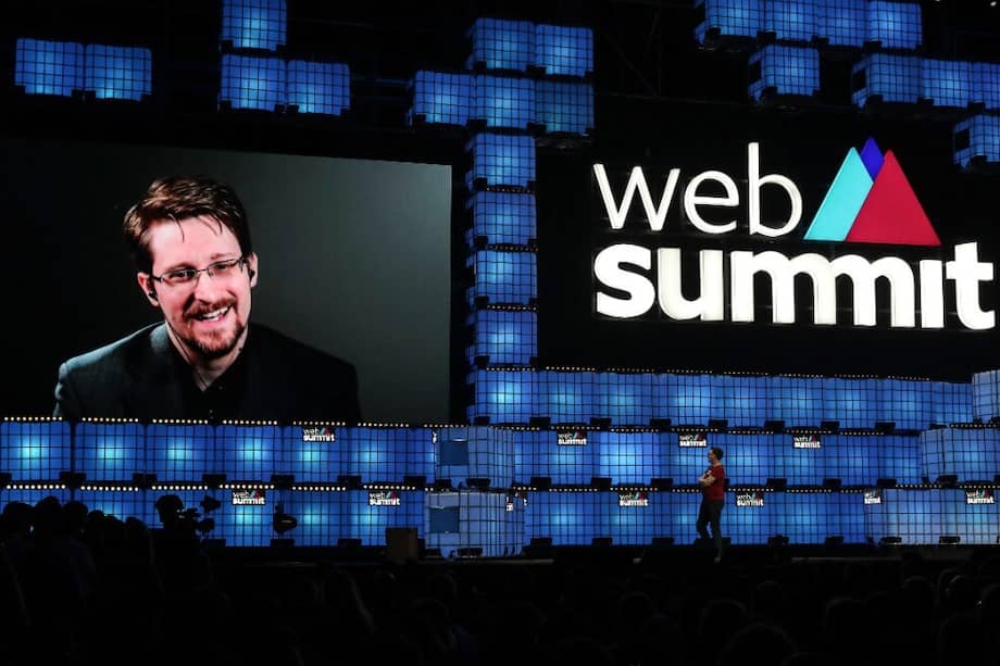 Que Snowden recibiera la ciudadanía rusa en medio del conflicto en Ucrania provocó rápidamente bromas en las redes sociales.