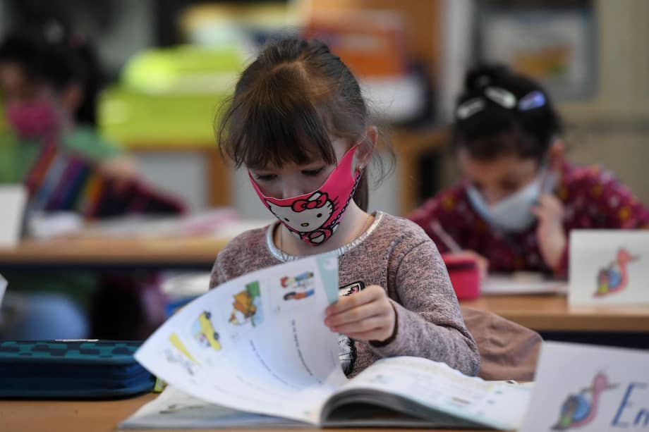 A la fecha, el 10 % de los colegios distritales pusieron en marcha la educación presencial.