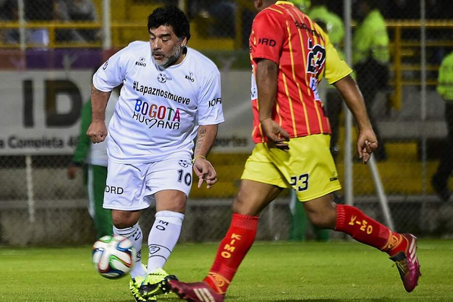 Maradona movilizó el fútbol colombiano para pedir paz en Colombia