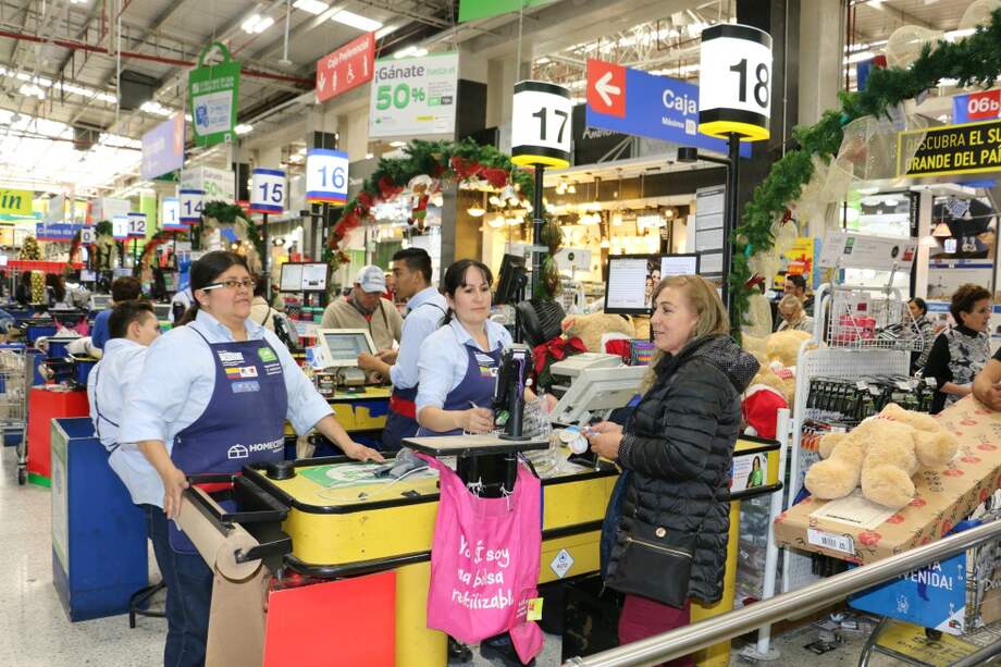 Homecenter ha contratado a 123 personas con discapacidad en las áreas de empaque, carga y ventas. / Cortesía Homecenter