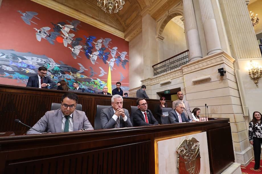 Comisiones económicas en debate sobre el presupuesto 2027.