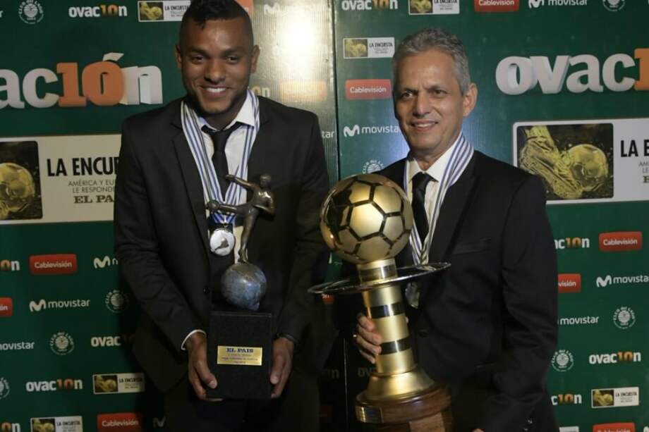 El diario El País de Uruguay les entregó sus respectivos galardones a Rueda y Borja. / @Ovaciondigital