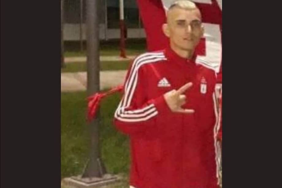 Él es Andrés Carvajal Escobar, hincha del América de Cali que perdió la vida previo al clásico vallecaucano de este sábado 8 de febrero. / Tomada de Twitter