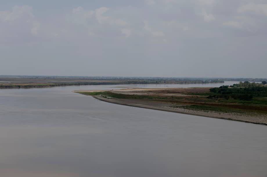 El río Magdalena es una de las principales fuentes de peces de agua dulce para la población colombiana.