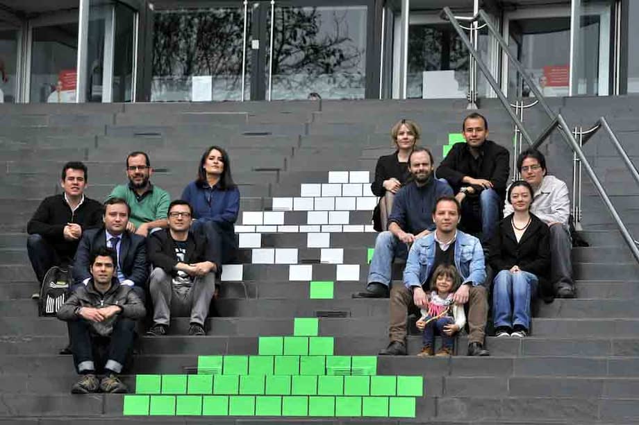 Desarrolladores con representantes de la CCB./ Gustavo Torrijos