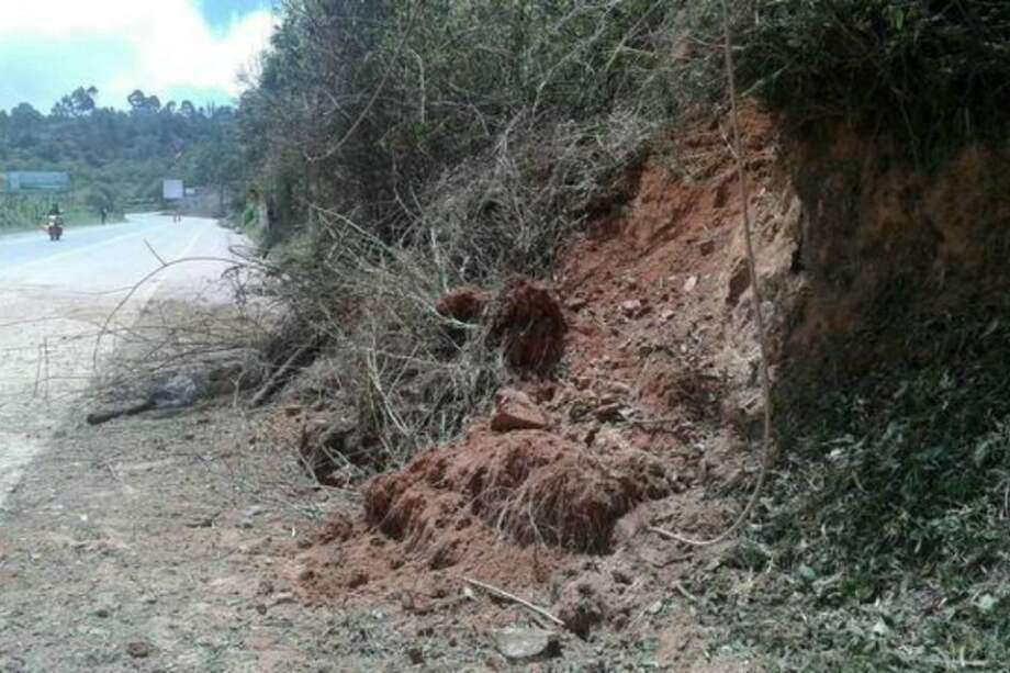 @monsalvegaviria / @monsalvegaviria