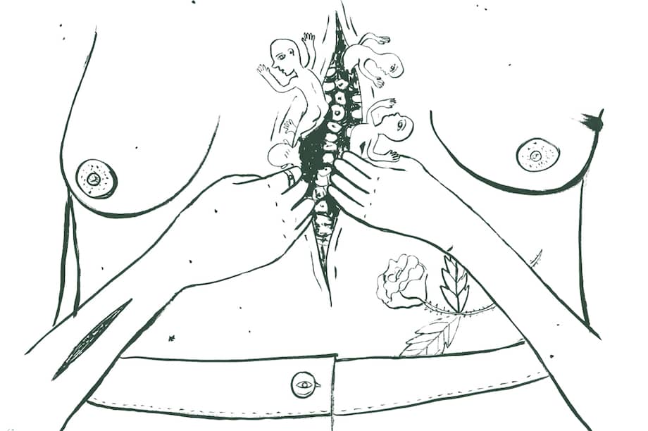 María Paz Guerrero: “La poesía es como los huesos de la historia”