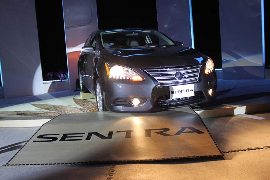 El nuevo Nissan Sentra creció en dimensiones y tiene un diseño más moderno.