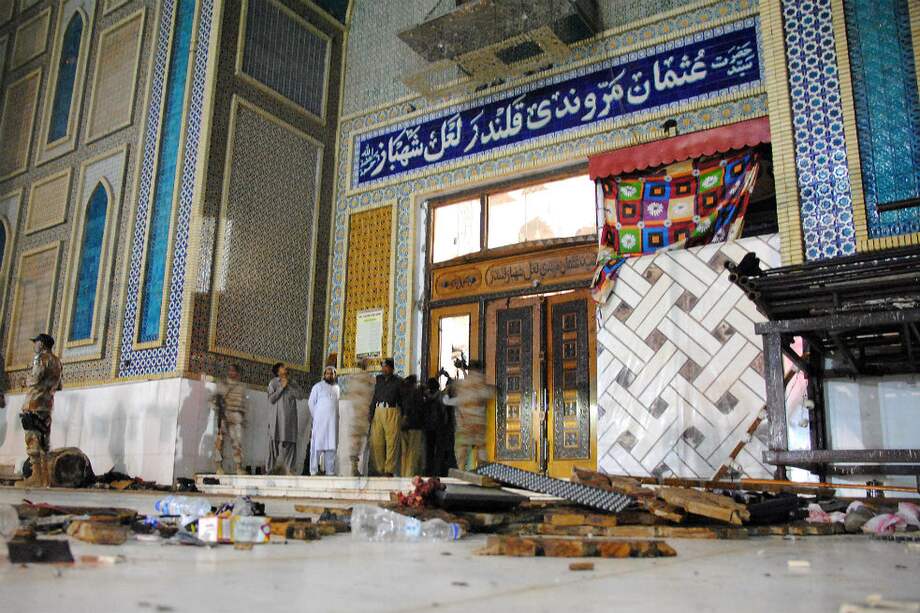 Un templo de Sehwan (Pakistán) sufrió un duro golpe con una matanza provocada por un suicida en un templo sufí que causó 70 muertos y 250 heridos, / AFP