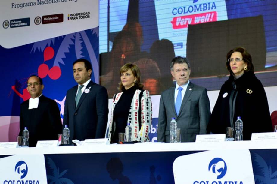 Santos sobre pruebas Pisa: es necesario compararnos con los mejores del mundo