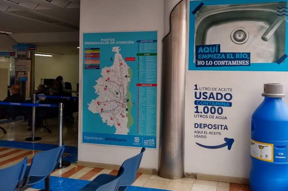 El último dispositivo instalado fue en la sede del Centro de Atención al Usuario, en la Avenida Calle 24 #37-15. / Cortesía EAAB