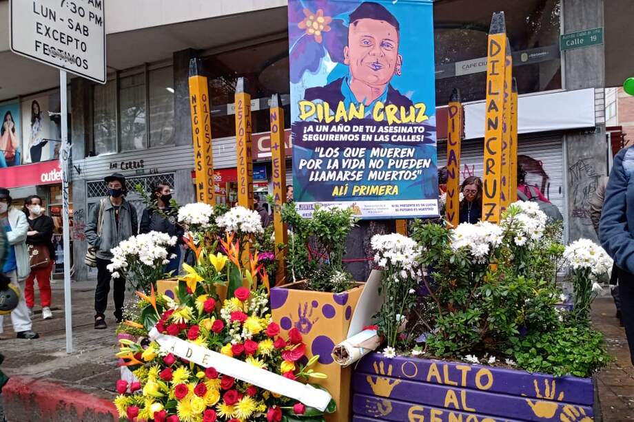 Desde las 2 de la tarde comenzó el plantón en conmemoración a la muerte de Dilan Cruz.