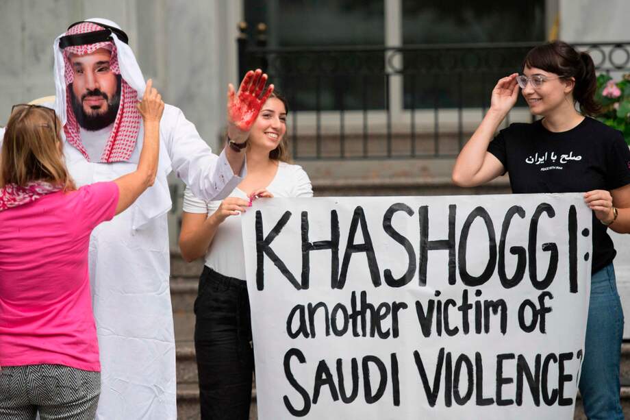 Protestas en contra de Mohammed bin Salman, el príncipe heredero de la corona de Arabia Saudita. / AFP