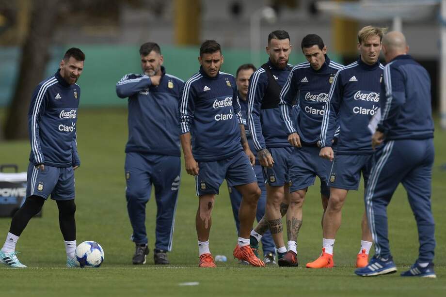 El equipo de Jorge Sampaoli en uno de sus últimos entrenamientos. / AFP