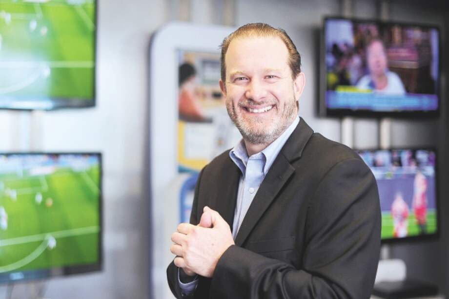 José Daniel Gómez, nuevo gerente de Directv en Colombia, afirma que la compañía planea aumentar su oferta de contenidos por streaming. / Mauricio Alvarado