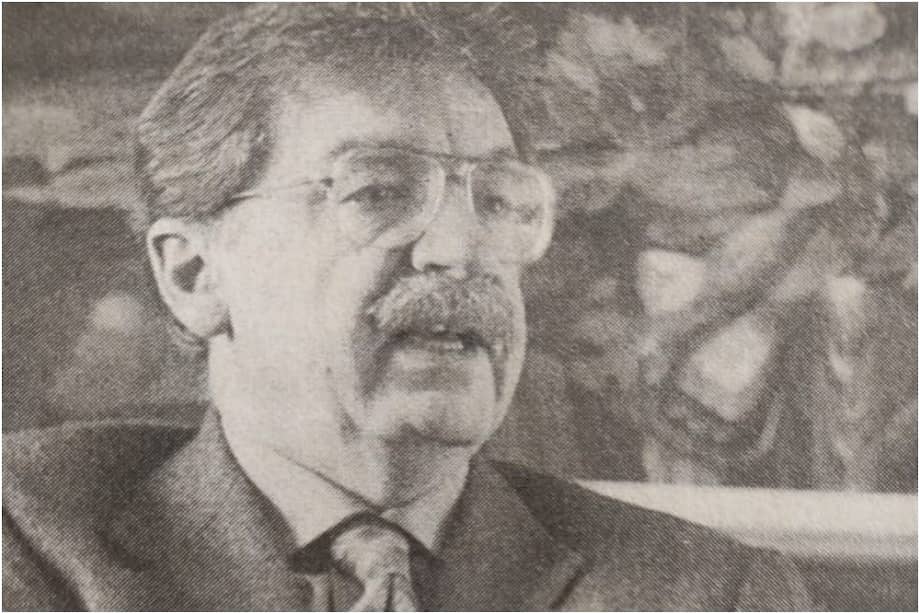 Fue congresista, embajador, rector, y alcalde de Popayán.