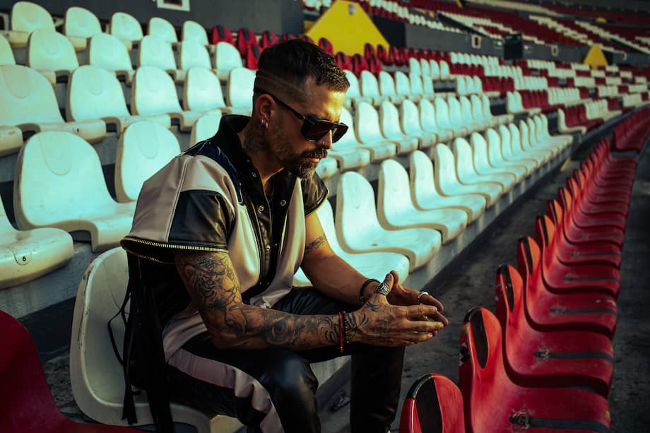 "La falta" despertó el interés inmediato de Mike Bahía, quien luego de recibirla por parte del compositor Keityn decidió esperar el momento perfecto para estrenarla.