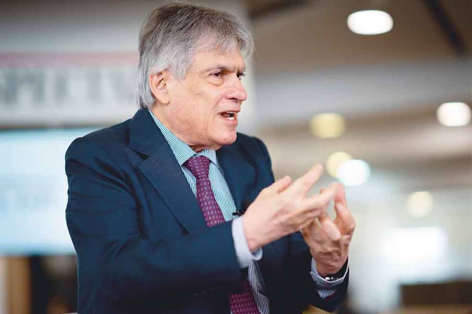 “Si ganan Cepeda o De la Espriella el país va a vivir unas horas muy terribles”, opina Ramiro Bejarano.
