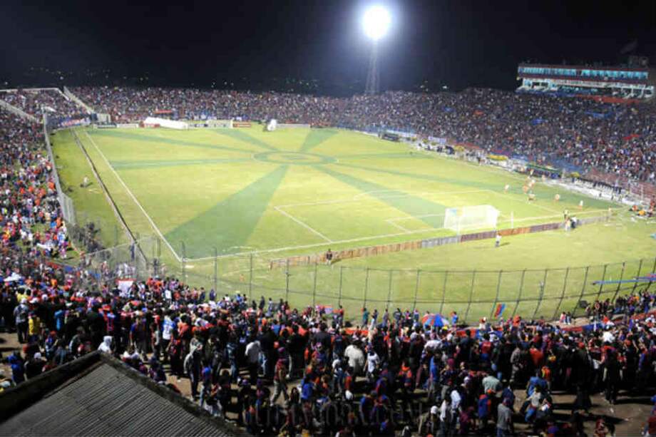Estadio La Olla, fortín de Cerro Porteño de Asunción.