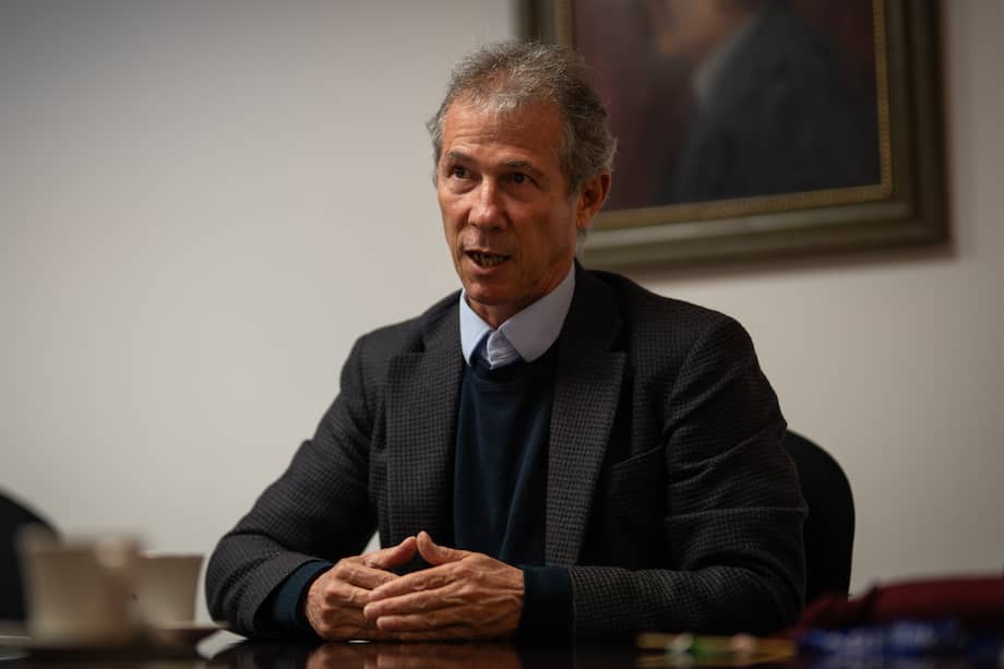 Miguel Serrano es ingeniero agrónomo y doctor en Ciencias Económicas.