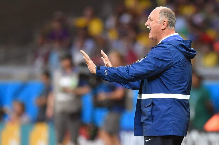 El técnico brasilero Luiz Felipe Scolari durante el partido entre Alemania y Brasil en el estadio Mineirao de Belo Horizonte. / EFE/Marcus Brandt