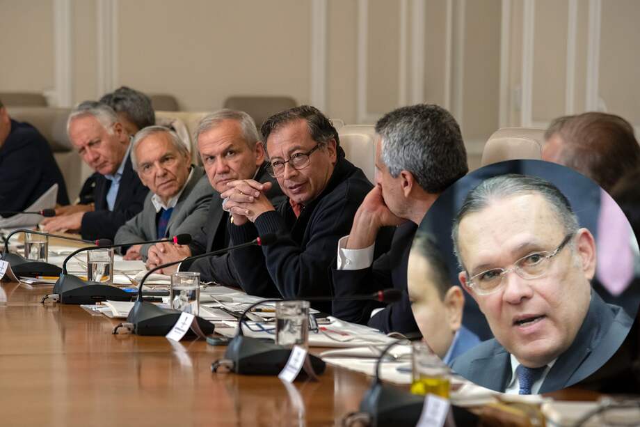 Efraín Cepeda y ministros