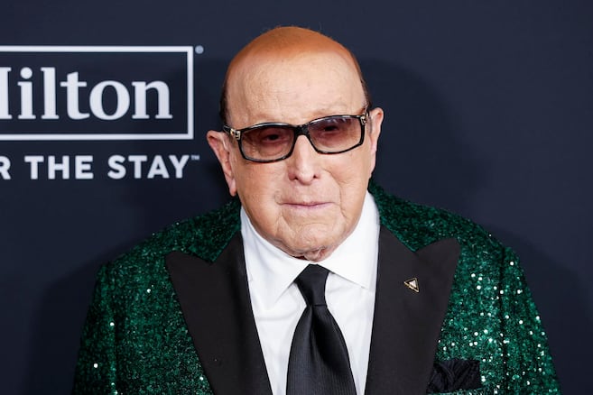 Murió Clive Davis. El legendario productor musical tenía 94 años