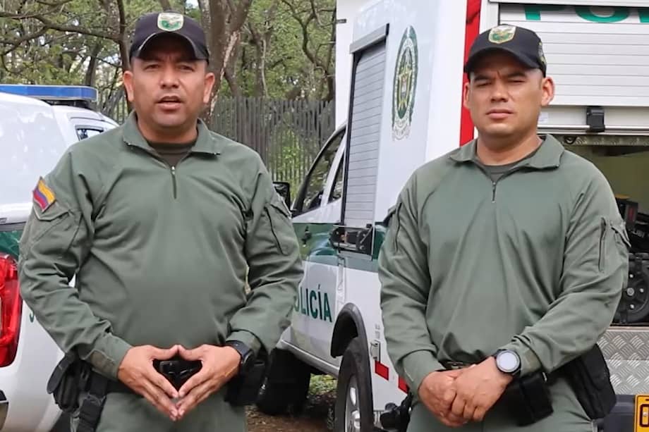 Intendentes William Bareño Ardila y David Reyes Jiménez, que murieron en las explosiones del aeropuerto de Cúcuta