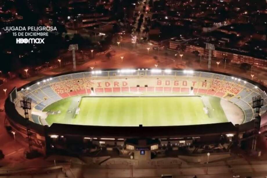 Este documental de HBO Max busca recordar la pasión futbolera que representó unión y alegría para un pueblo que atravesaba duras problemáticas y conflictos sociales,.